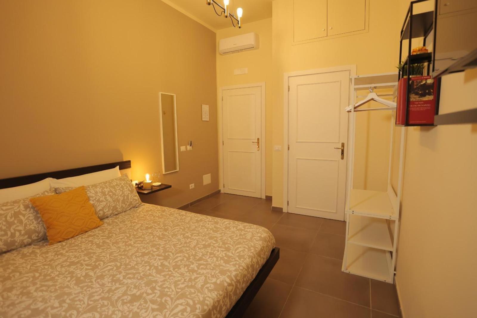 B&B Scarlatti 60 Naples Exterior photo