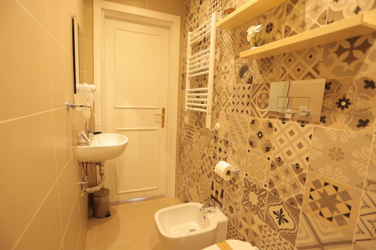 B&B Scarlatti 60 Naples Exterior photo
